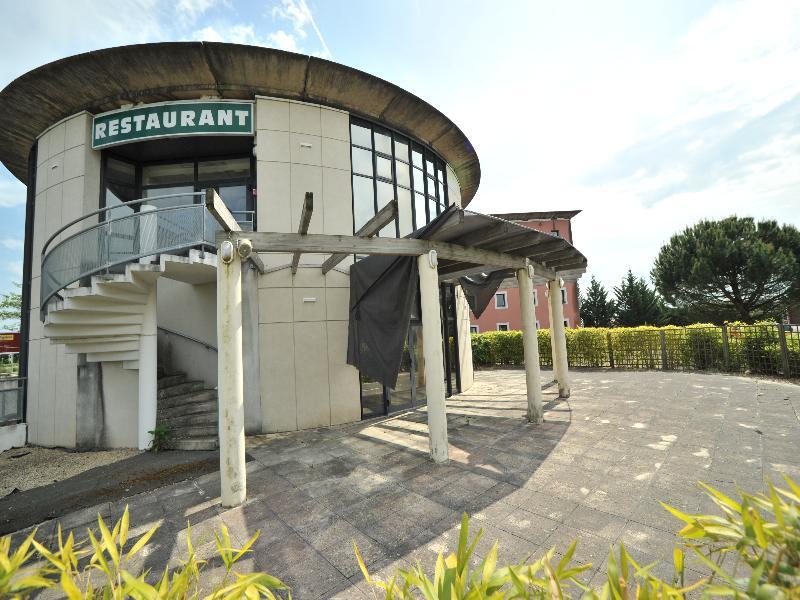 Hotel & Residence Site Du Futuroscope Jaunay-Clan Exterior foto